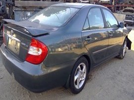 2003 TOYOTA CAMRY GREEN SE 2.4L AT.  Z24865